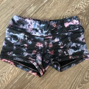 Women's Black and Pink Tie-Dye Shorts FLEO